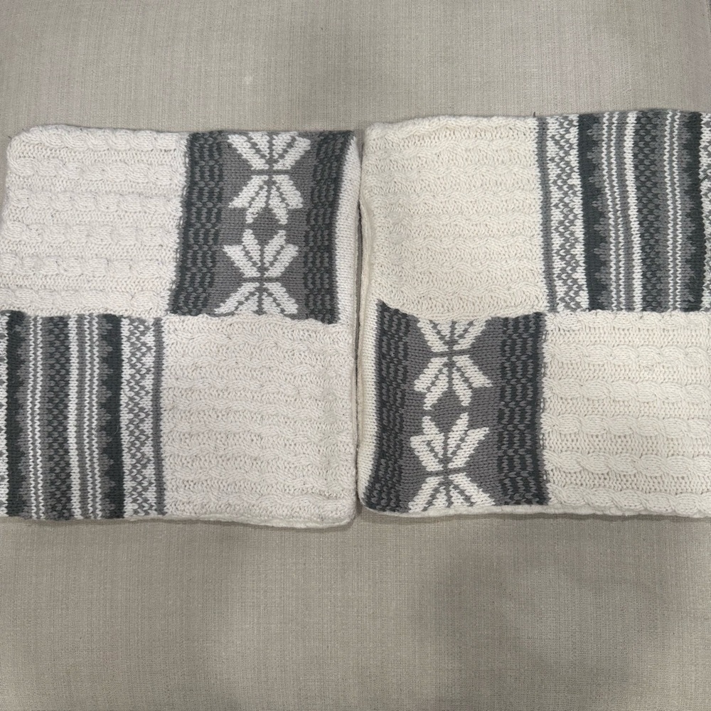 2 Pottery Barn Winter Cable Knit Sweater Pillow Covers 18 in x 18 in